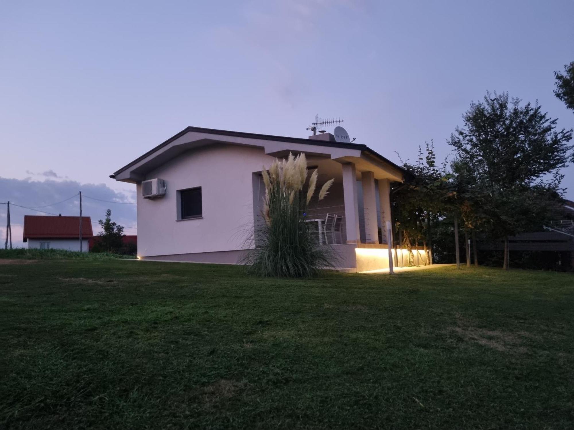 Villa Na Off Radenci Exterior foto